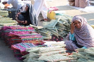 رونق پنجشنبه بازار میناب