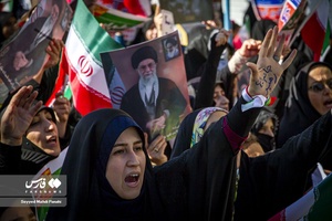 راهپیمایی 13 آبان در اردبیل