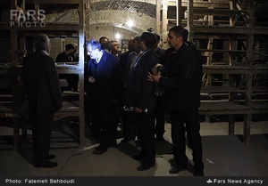 بازدید احمد مسجد جامعی رئیس شورای اسلامی شهر تهران از کارگاه مرمت اسناد تاریخی 