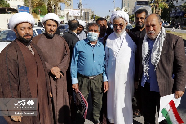 راهپیمایی بندرعباسی‌ها در محکومیت اهانت به ساحت مرجعیت