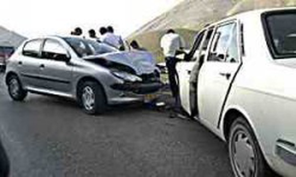 تصادف اتومبیل