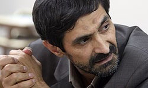 منوچهر منطقی