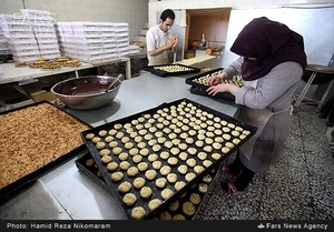 تهیه و پخت شیرینی در اصفهان
