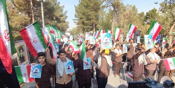 دانش اموزان