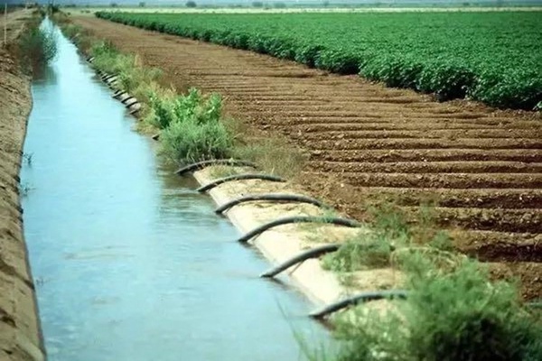  کانال‌های آبیاری