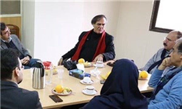 نمایش‌ خیابانی