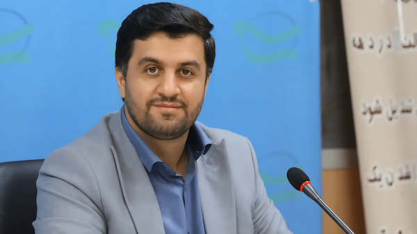 سلبریتی‌های فرصت‌طلب، مهره‌های سوخته سلطنت‌طلبان شدند