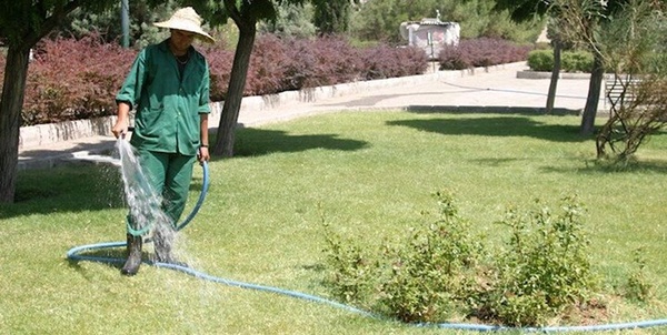 آبیاری فضای سبز