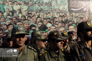 تشییع پیکر مطهر هشت شهید گمنام دفاع مقدس در تبریز