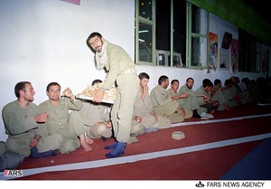 توزیع نان