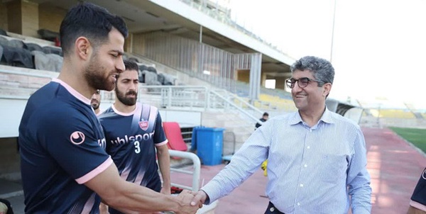 تمرین پرسپولیس، شهریاری، حسین شهریاری
