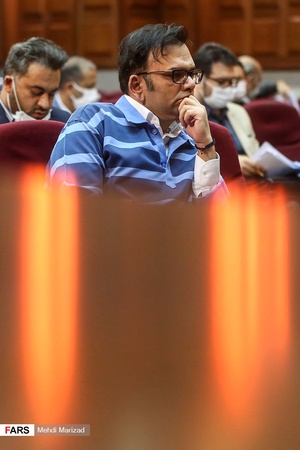 محمد امامی متهم ردیف اول به تحصیل مال از طریق نامشروع از مجرای دریافت غیرقانونی میلیاردها تومان تسهیلات از بانک سرمایه و صندوق ذخیره فرهنگیان