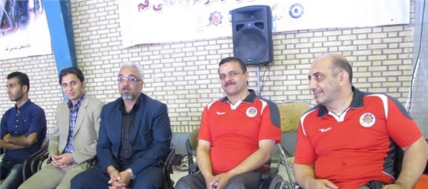 ماهان تندیس حامی ایثار قم در لیگ برتر بسکتبال با ویلچر شد