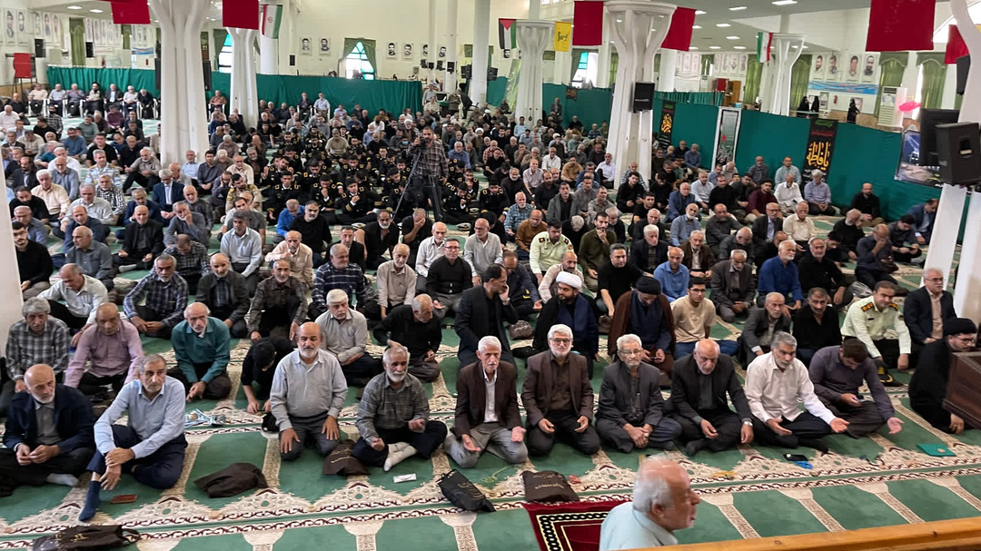 ایران با اقتدار در برابر زیاده خواهی آمریکا ایستاد