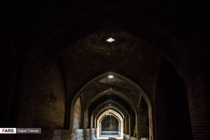 کاروانسرایی در دشت طلایی ری