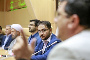 دیدار خبرنگاران با آیت‌الله دژکام