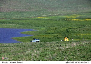 طبیعت زیبای اطراف دریاچه نئور در ۴۸ کیلومتری جنوب شرقی اردبیل 