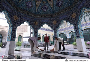غبارروبی مساجد در استقبال از ماه مهمانی خدا