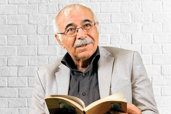 آغاز شاعری محمدعلی بهمنی از یک چاپخانه