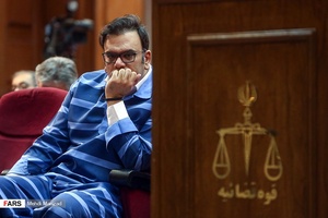 محمد امامی متهم ردیف اول به تحصیل مال از طریق نامشروع از مجرای دریافت غیرقانونی میلیاردها تومان تسهیلات از بانک سرمایه و صندوق ذخیره فرهنگیان