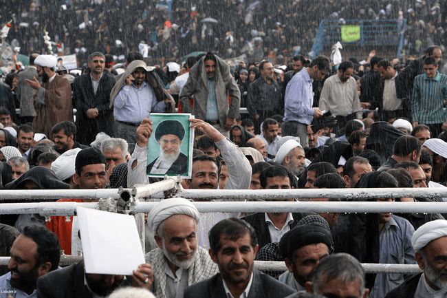 چالوس، شهرِ قدمگاهِ ۲۱ هزار شهید؛ خاکی که با قدمِ رهبر شهید، مهرِ بصیرت خورد