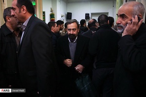 حضور حسن سلطانی مجری تلویزیون  در مراسم ختم مرحوم حبیب الله چایچیان