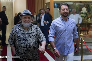 بهرام رادان و محمدرضا شریفی نیا در مراسم فرش قرمز جشنواره فیلم سینما تورز