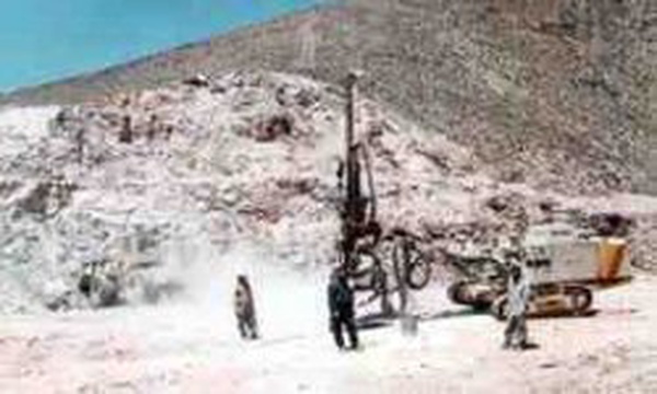 عكس آرشيوي است