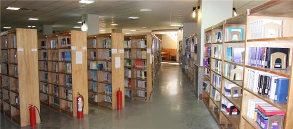 کتابخانه دانشگاه شهر ری