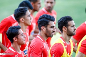 گزارش تصویری از اولین تمرین پرسپولیس در غیاب ملی‌پوشان