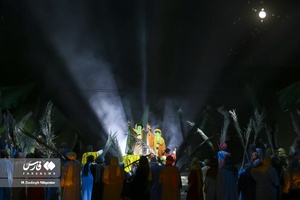 نمایش روشنای شب تار