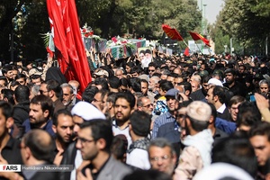 تشییع پیکر مطهر ۵ شهید تازه تفحص و شناسایی شده دفاع مقدس و دو شهید مدافع حرم در اصفهان