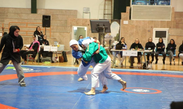 نگین نظری