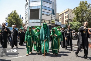 عزاداری ظهر تاسوعا در حسینیه کربلایی های مقیم تهران 