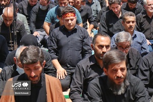 نماز ظهر عاشورا در استان ها/ همدان