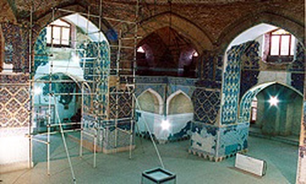 مسجد کبود تبریز،گردشگری
