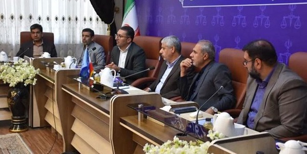 دادگسترس