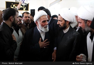 حضور حجت الاسلام ناطق نوری در مراسم تشییع آیت‌الله مویدی قمی