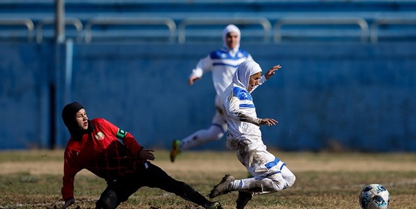 فوتبال بانوان 