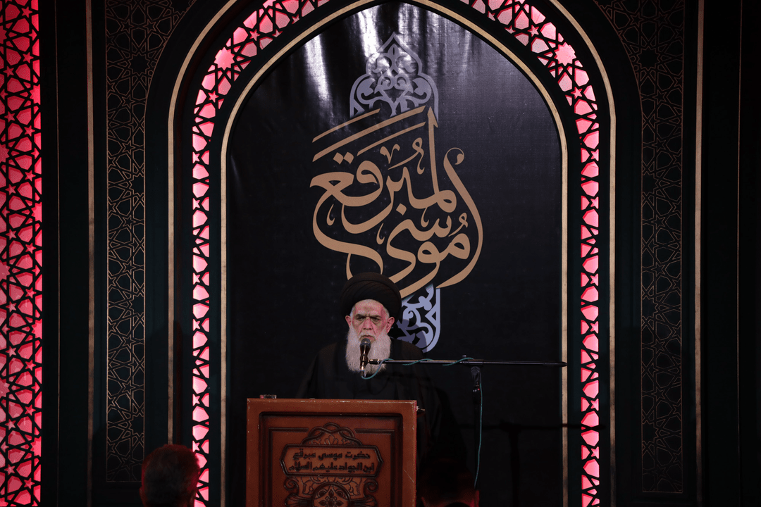 تصاویر/ اقامه دعای کمیل و ندبه در حرم حضرت موسی مبرقع(ع) قم