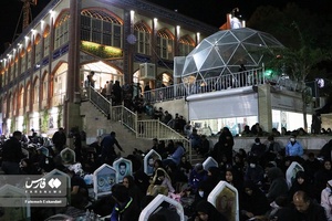 شب قدر کرمانی‌ها در جوار مزار «حاج قاسم» 