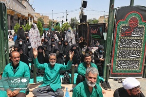نماز ظهر عاشورا در استان ها/ همدان