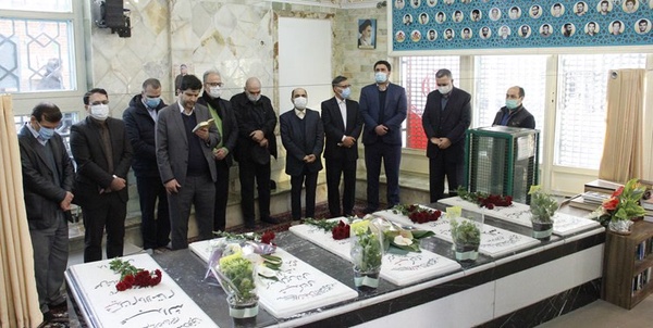 با آرمان‎های امام