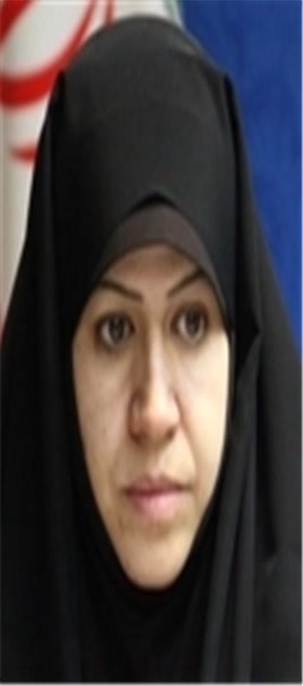 زهرا فرجی مدیر کل دفتر امور بانوان و خانواده استانداری مرکزی