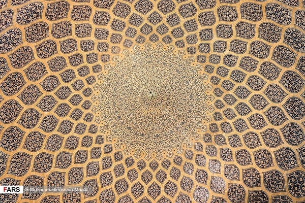 مسجد شیخ لطف‌الله در مدار 360 درجه