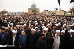 تشییع پیکر آیت الله باریک بین در قزوین