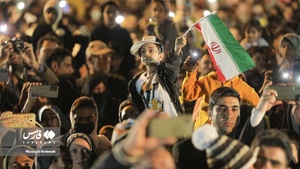 جشن میلاد کریم اهل بیت و همخوانی سرود سلام فرمانده ۲