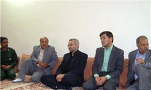 دیدار فرماندار بستک با خانواده شهدا
