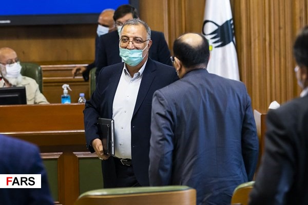 علیرضا زاکانی شهردار تهران در صحن علنی جلسه شورای اسلامی شهر تهران