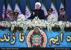 سخنرانی حجت الاسلام حسن روحانی رئیس جمهور در  مراسم رژه روز ارتش در جوار حرم ملکوتی امام خمینی(ره) 